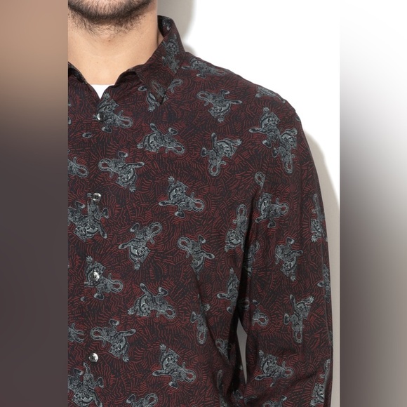 JUST CAVALLI Overprinted Tiger long sleeve button up shirt size 50 - Picture 3 of 11